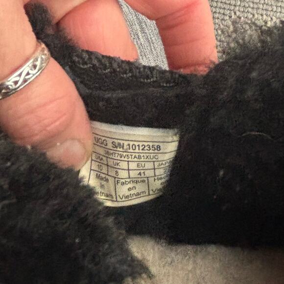 UGG MCKAY BOOTIES BLACK  SUEDE LEATHER SHEEPSKIN STYLE 1012358 WOMEN SIZE 10 10 - Picture 12 of 12